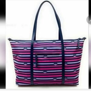 Kate spade kiss lips overnight weekender